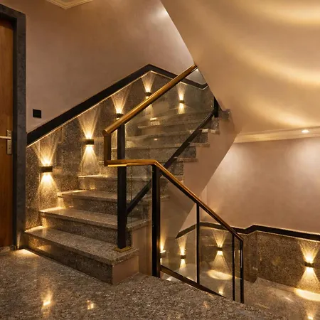 Atlantiis Suites Inn Near Igi Airport Delhi-2